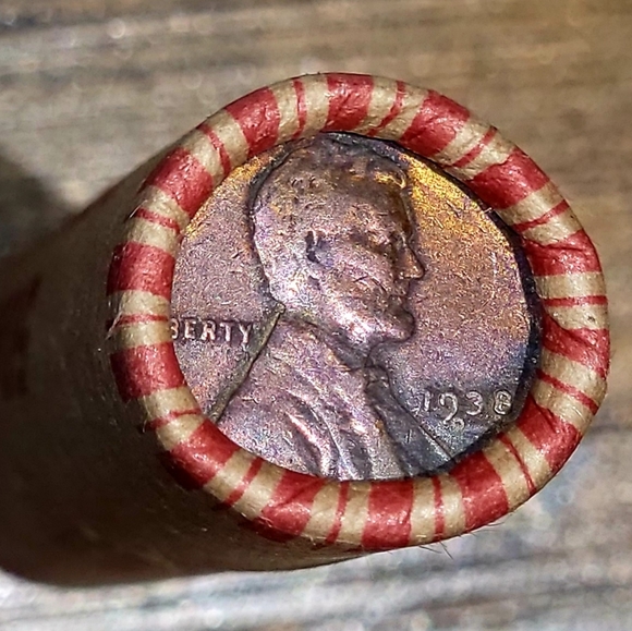 Monies Other - 1937/1938 Gem Rainbow Toned Wheat Enders on Sealed Roll of 50 Wheat Pennies